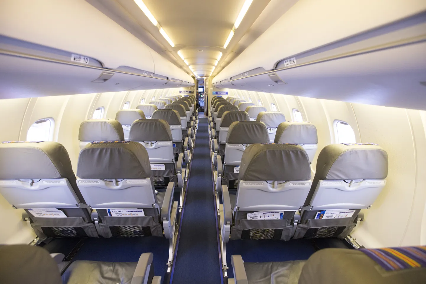 Самолет Nordic Aviation.