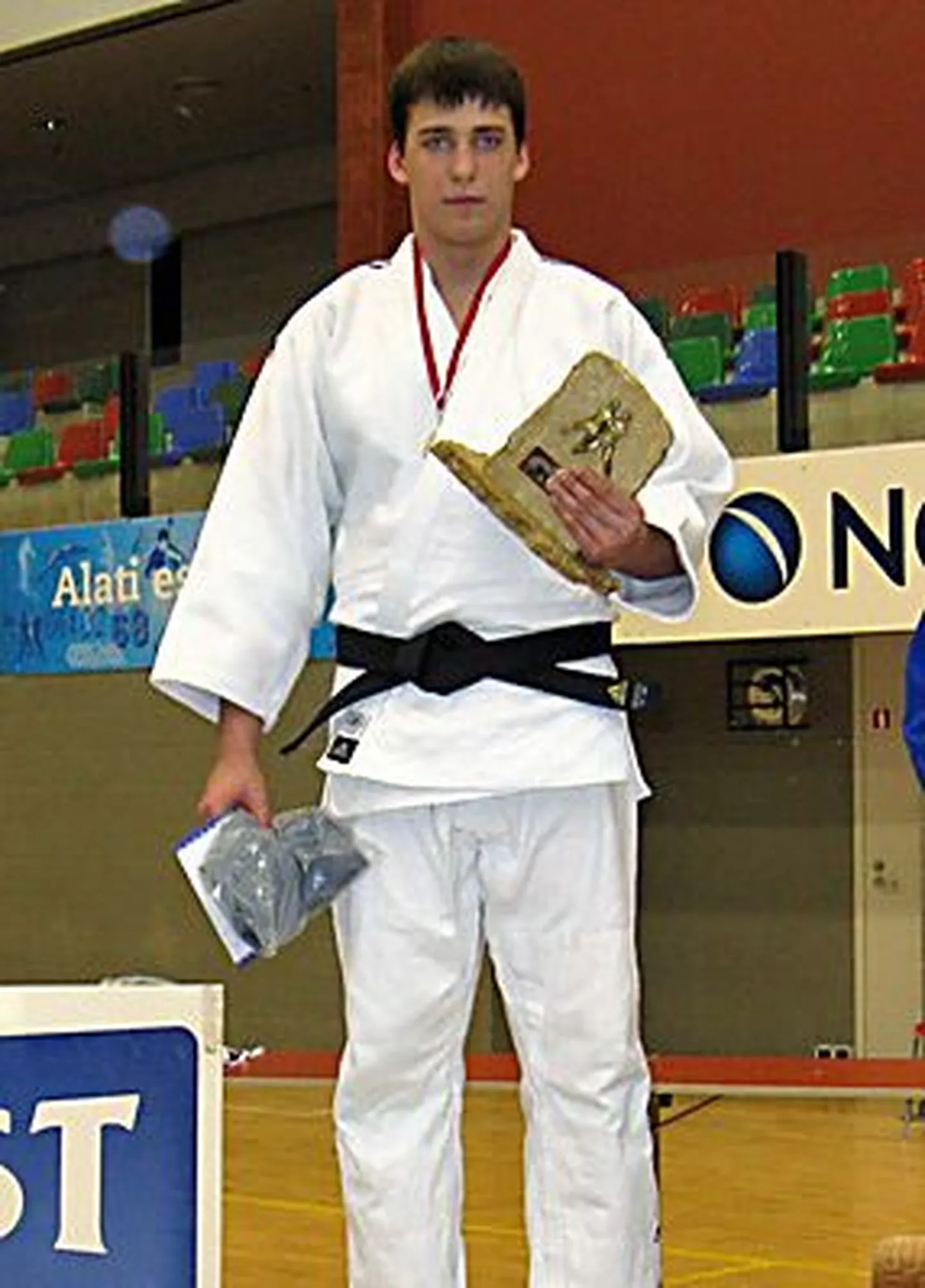 Dmitri Lepp.