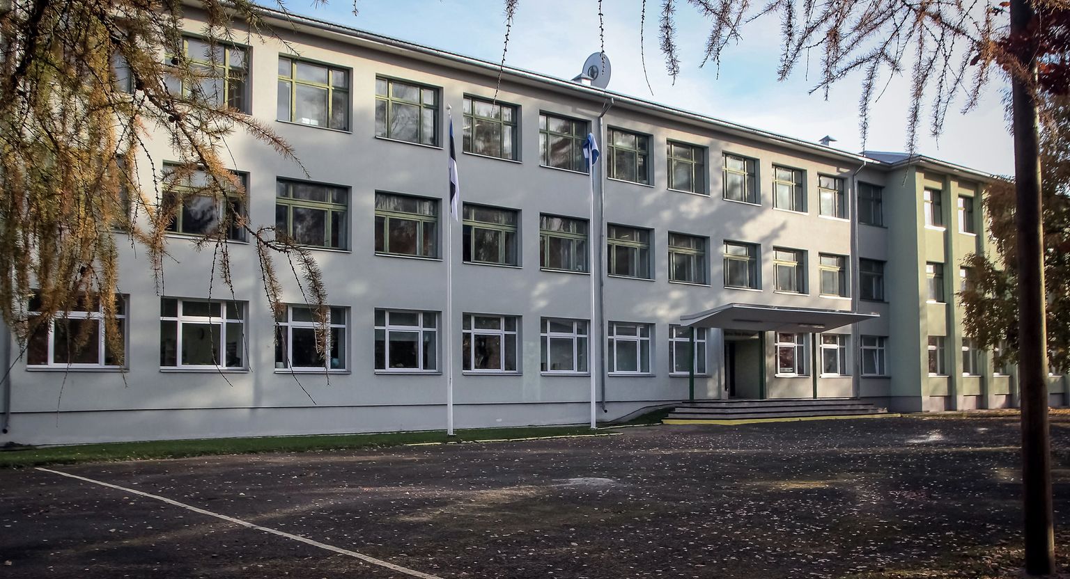Tammsaare kool Pärnus.