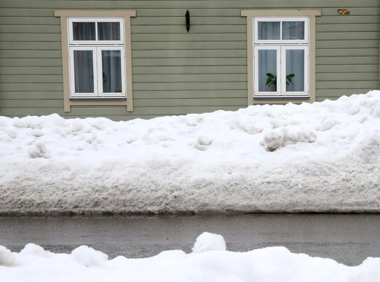 Lumine tänav. Foto on illustreeriv.