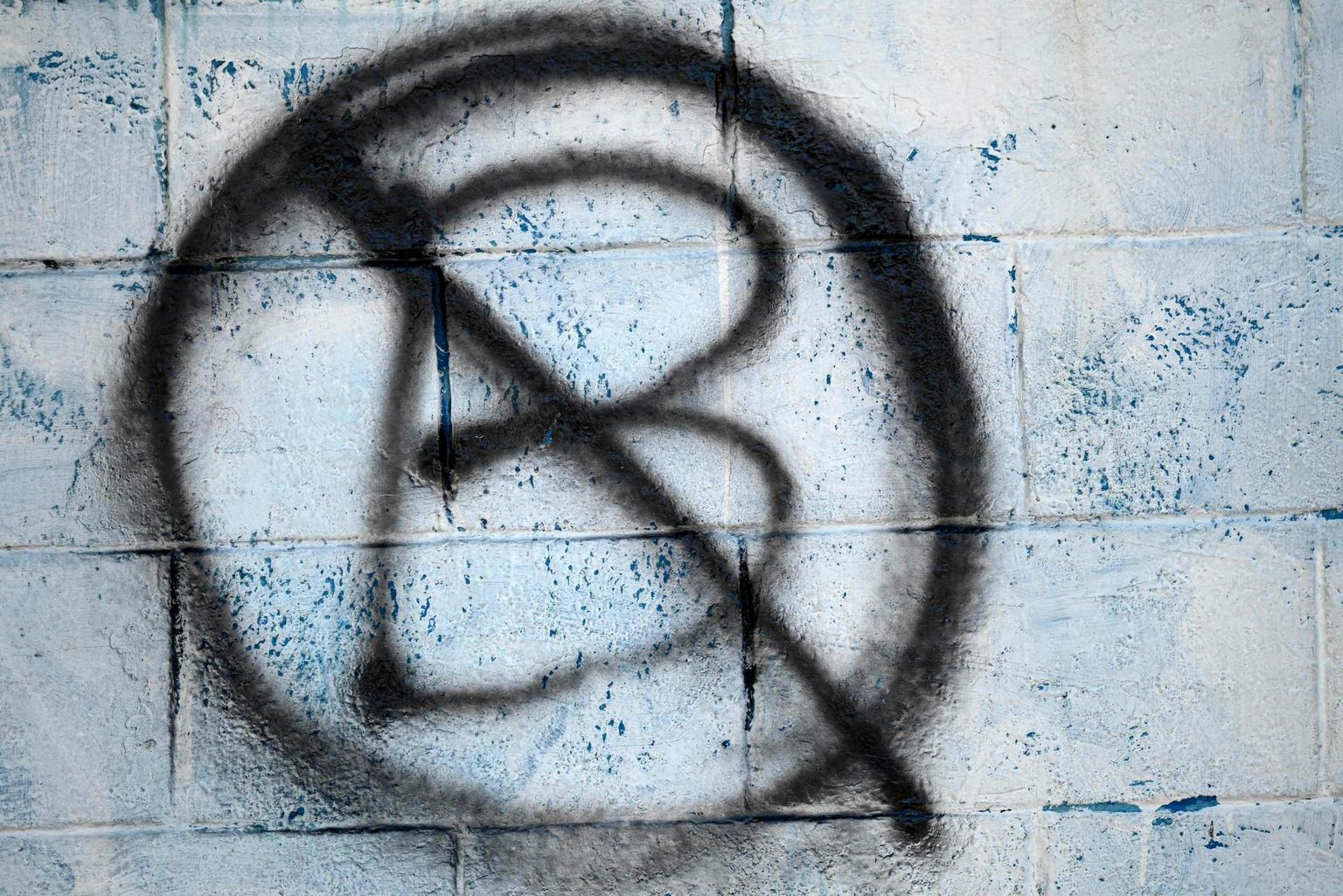 Bitcoin’i-vastane grafiti El Salvadoris, mis esimese riigina kehtestas krüptovaluuta ametlikuks maksevahendiks.