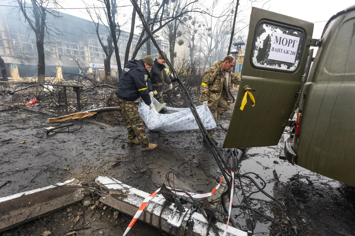 The rocket attack on the Kiev TV tower on March 2 affected both the TV tower itself and nearby buildings. Five people walking on the street at the same time were killed. Their lifeless bodies were delivered to the morgue the next morning at the end of the curfew.
