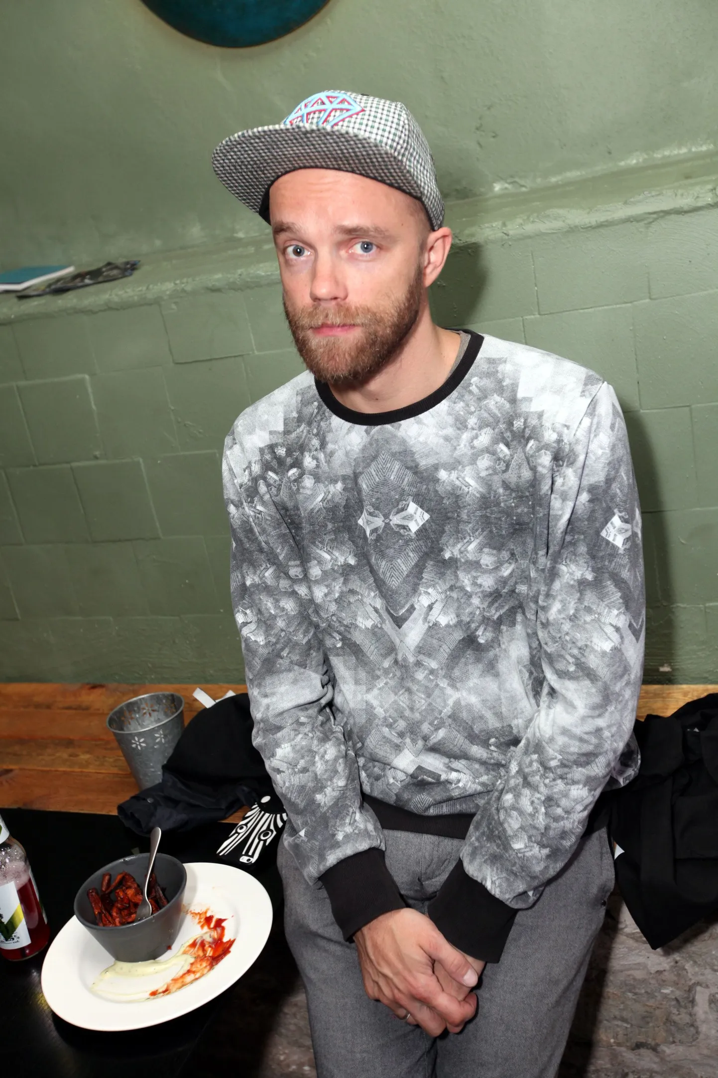 Ainulaadse moeajakirja LOOKBOOK 8 esitlus baaris Kivi Paber Käärid. Tanel Veenre