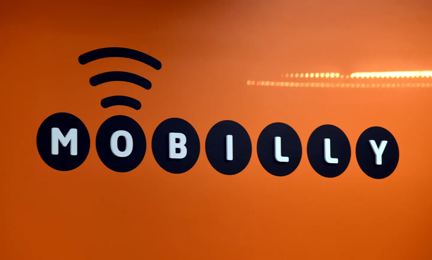 Mobilly logotips