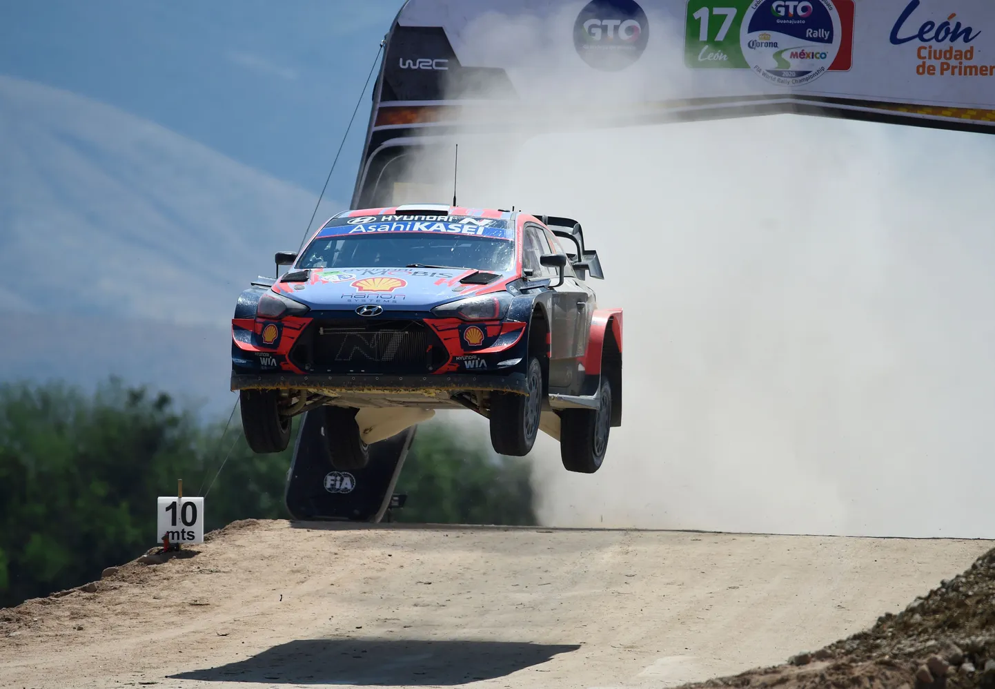 Ott Tänak 2020. aasta Mehhiko rallil. Tuleval aastal võib meie mees seal uuesti võistelda.