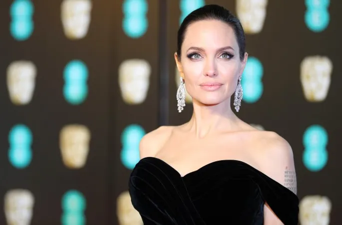 Кискадағы қалың мүшесі бар