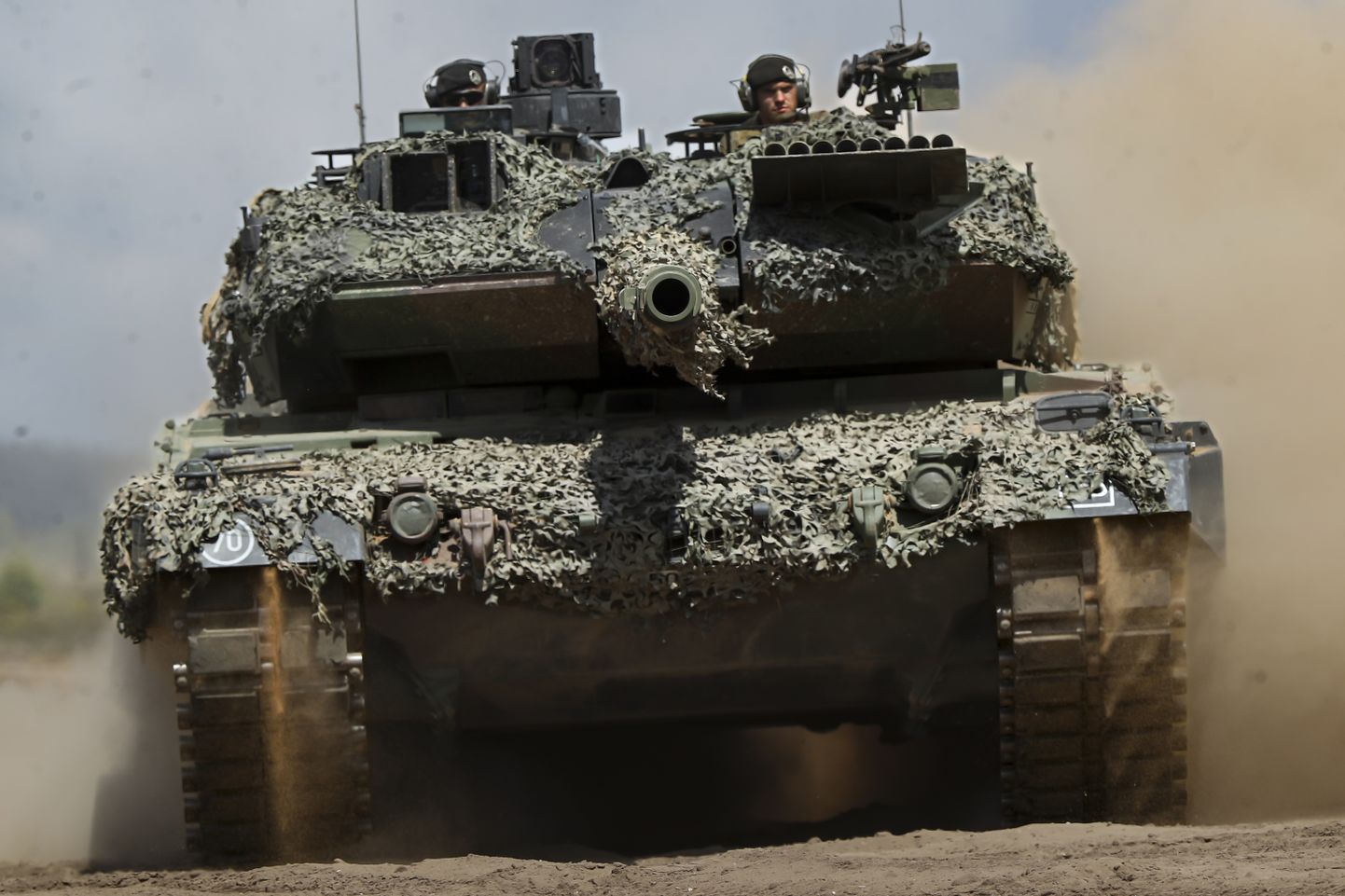 Saksa relvajõudude tank Leopard 2A6 Leedus õppustel.