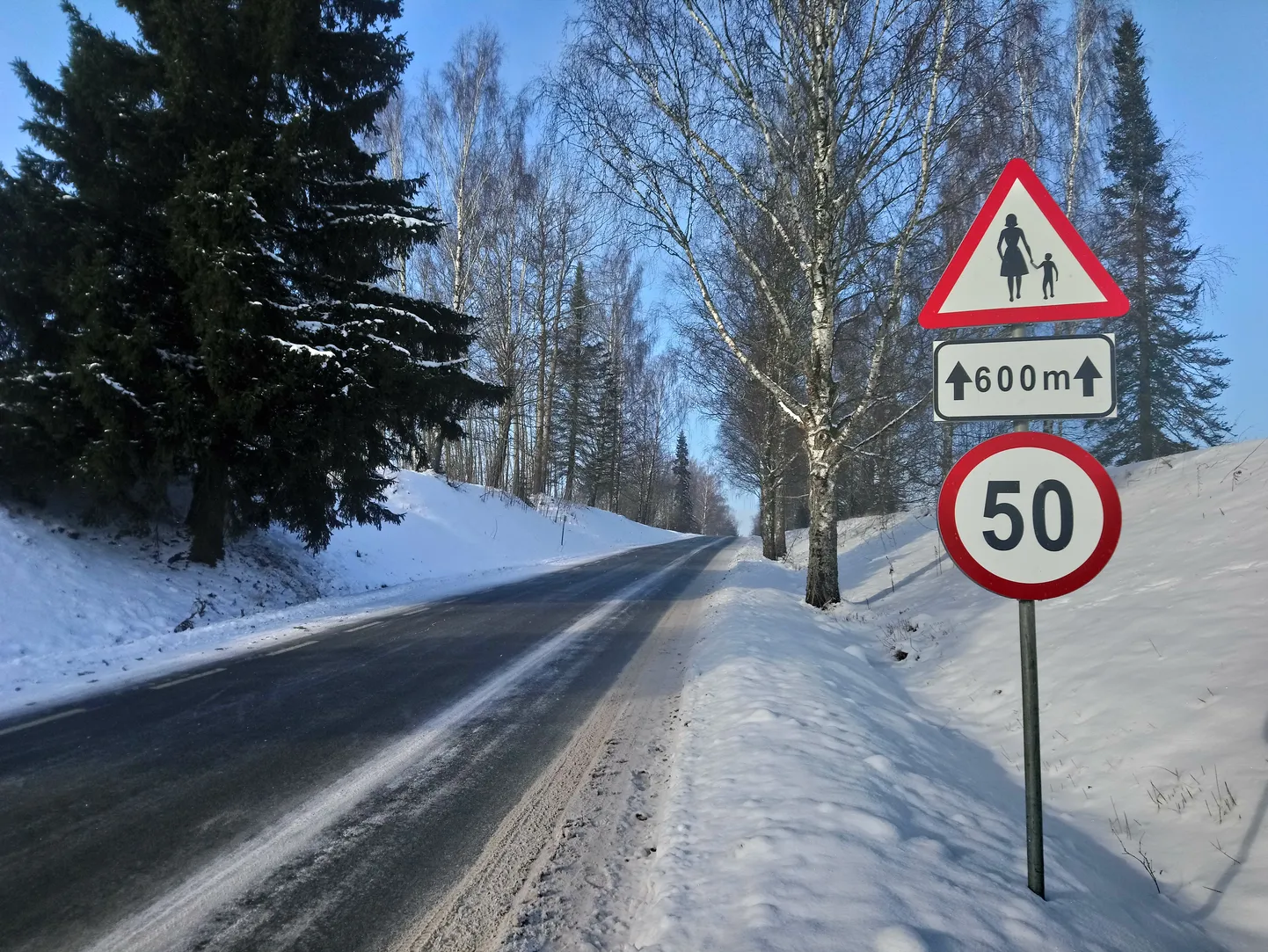 Kavandatav jalgtee ühendaks Tõravere aleviku Nõo-Elva kergliiklusteega.
