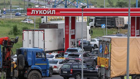 Kunagine Euroopa «tankla» Venemaa palub nüüd ise naaberriigilt kütuseabi