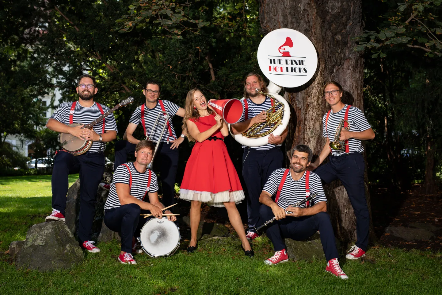 Diksilenda grupa “Sunny Groowe Dixie” (Latvija).