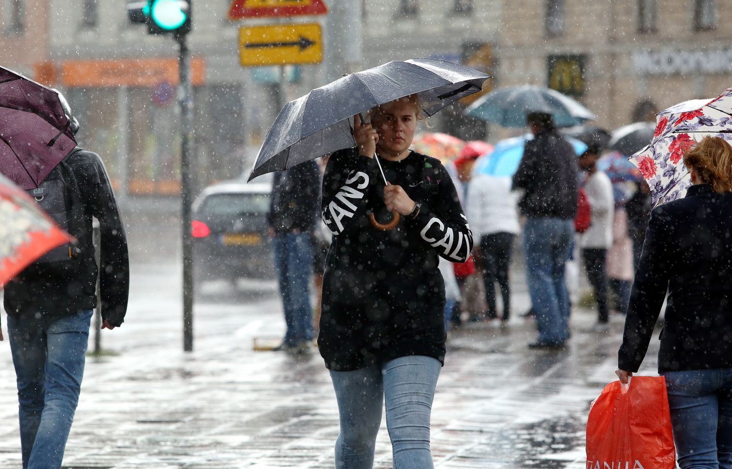 Гроза и дождь в Риге. Иллюстративное фото.