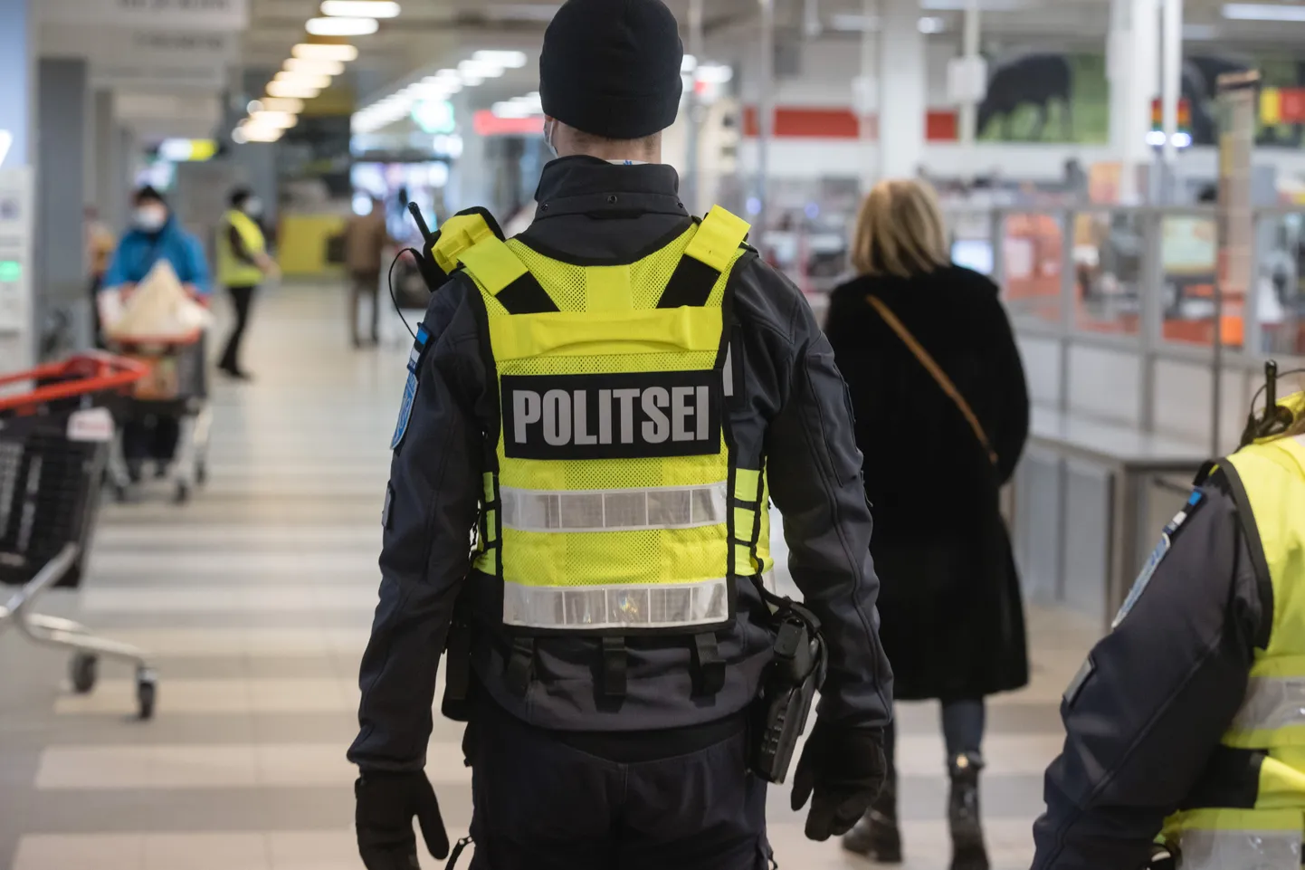 Politsei kontrollis kevadel maski kandmist Järve keskuses