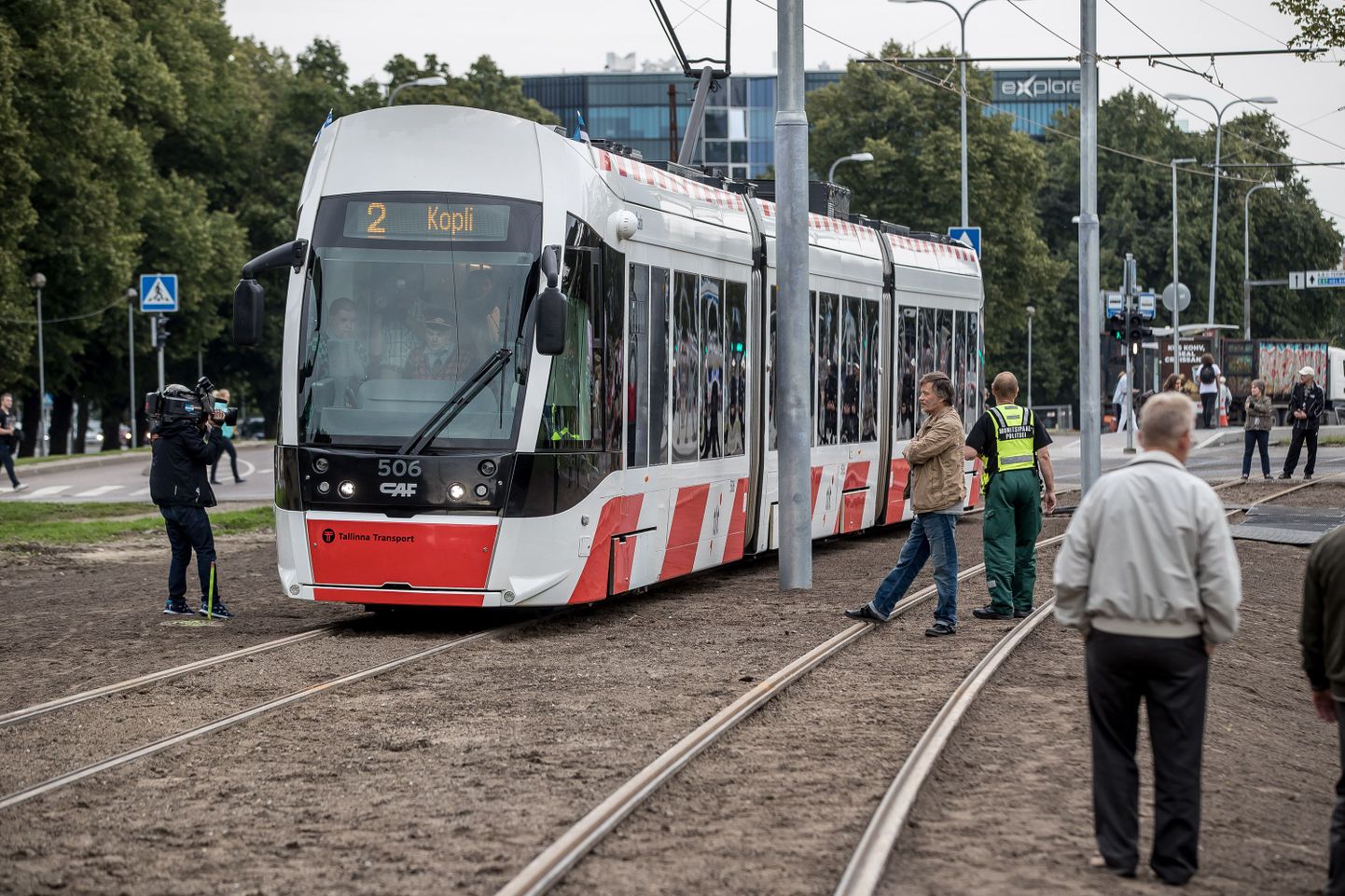 Koplisuunalise trammiliikluse taasavamise pidu.