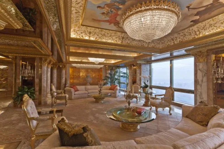 Donald Trumpi rokokoo stiilis kodu New Yorgis. Foto: