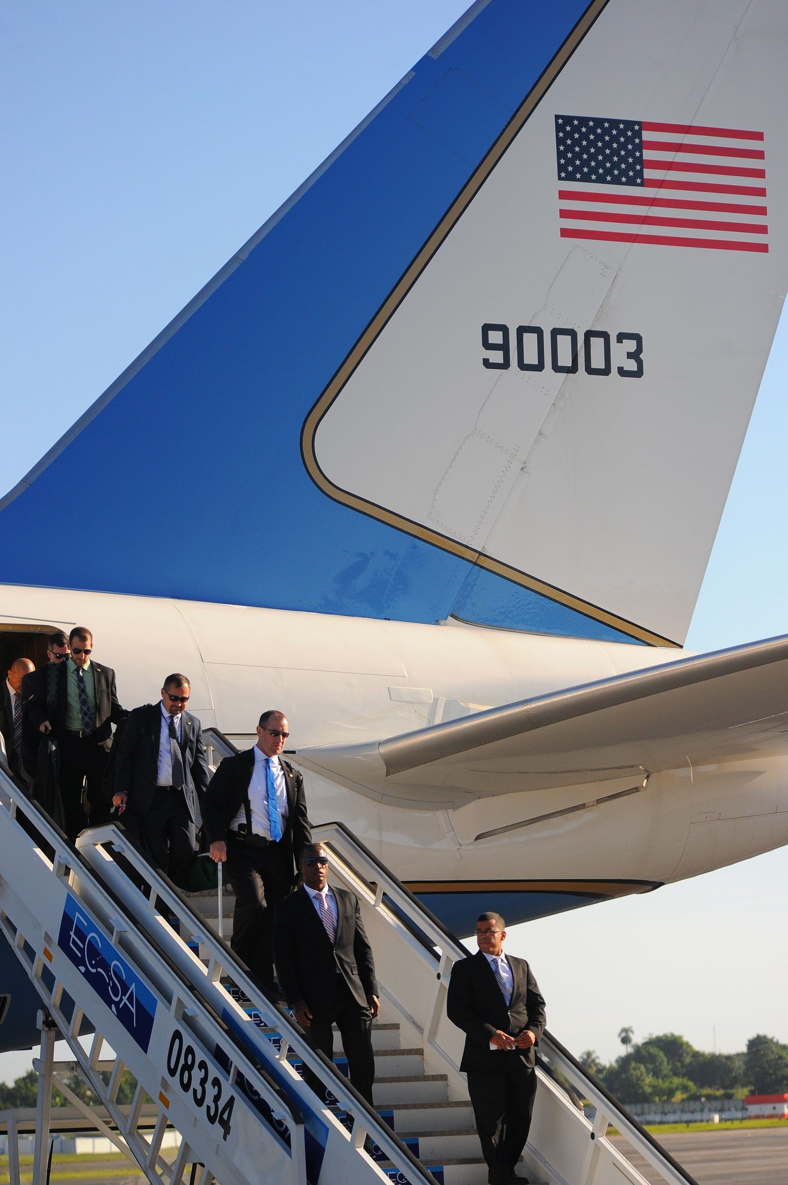 USA välisminister John Kerry saabus Havannasse.