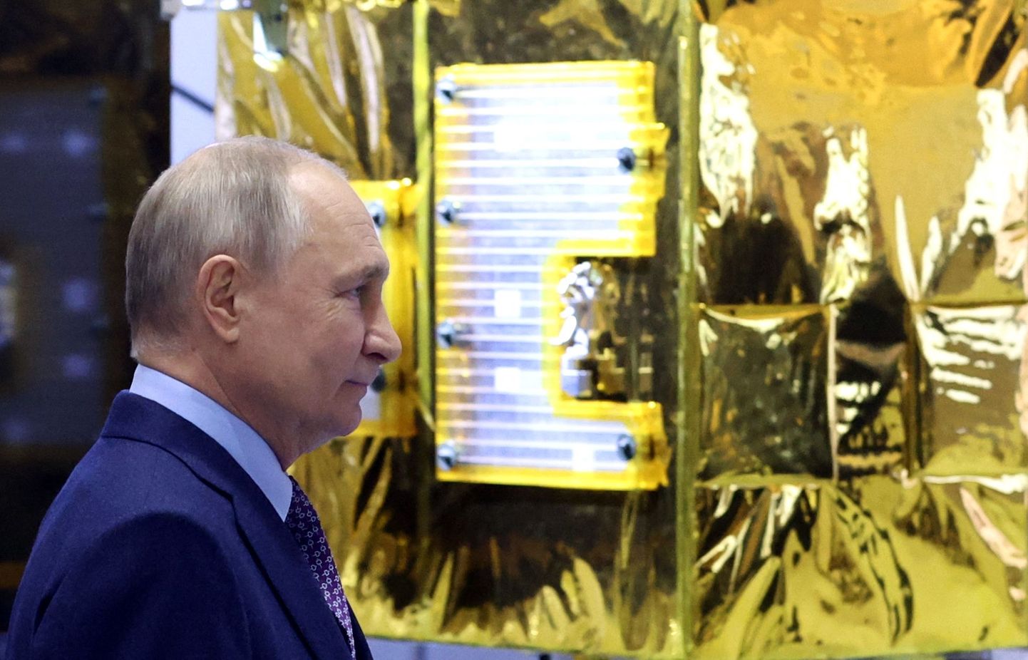 Venemaa president Vladimir Putin eile Moskva lähistel Koroljovis külastamas raketi- ja kosmoseettevõtet Energia.