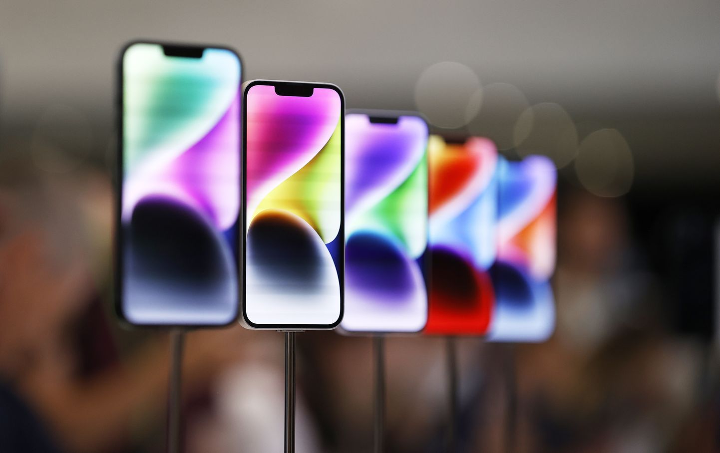 Apple võimutseb lääne turgudel, sealhulgas ka Eestis. Apple´i-Samsungi turuvalitsemise piir jookseb praegu Eesti-Läti joonel. Pildil on selle aasta populaarseim mudel Apple iPhone 14, mida esitleti aasta tagasi sügisel.