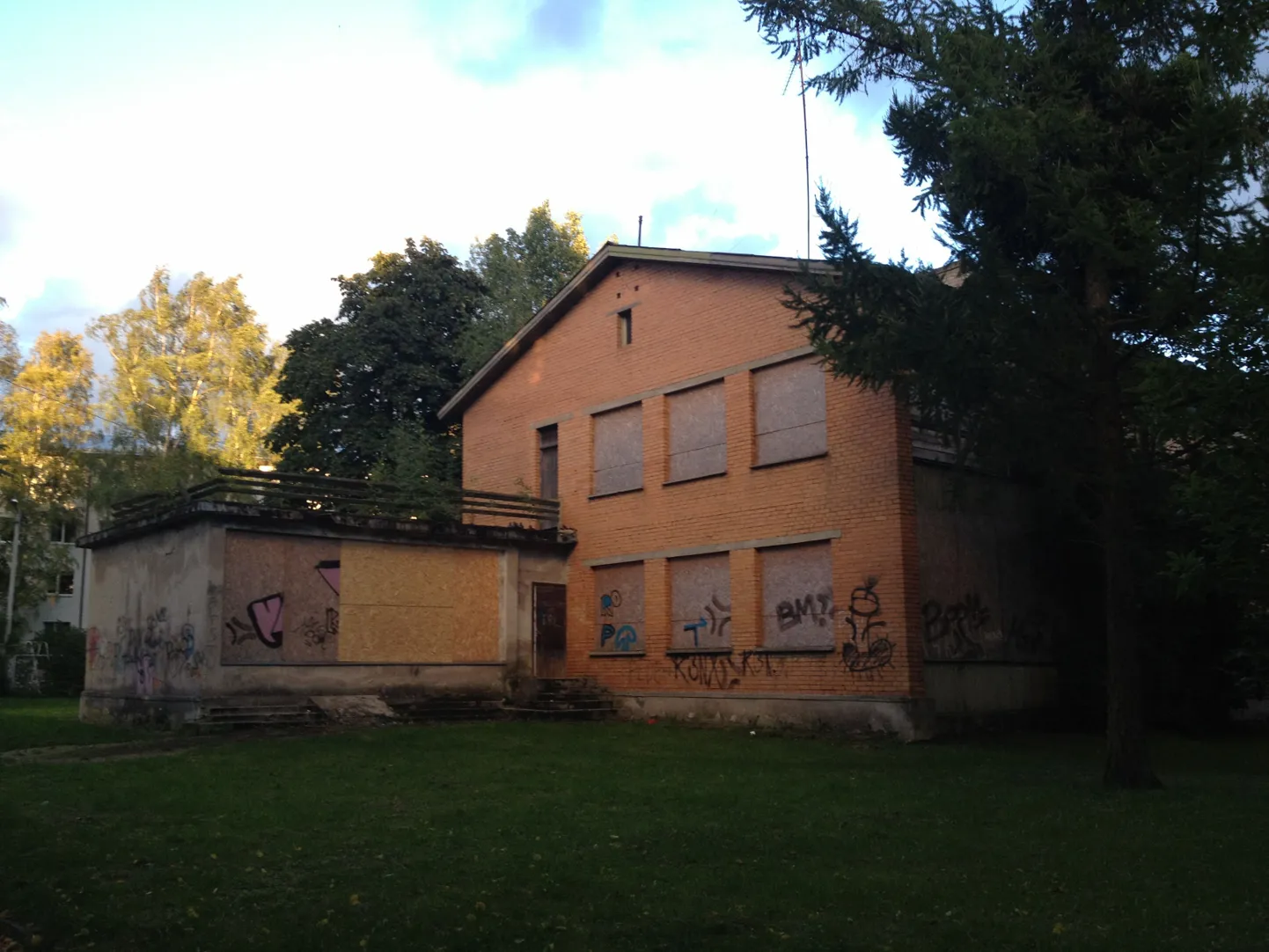 Endine lasteaiahoone Spordi tänaval.