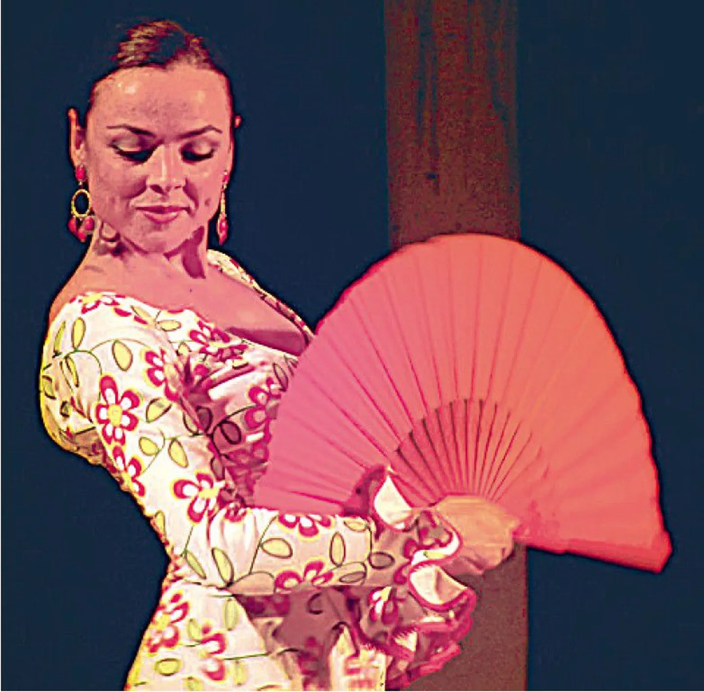 Flamenkotantsija Ana Maria Garcia.