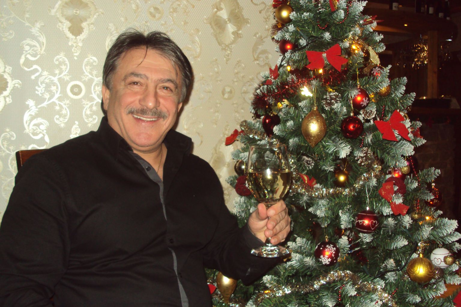 Et soovid täituksid: Albert Stepanjan soovib kõigile head vana aasta lõppu.