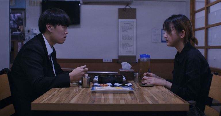 „Tuhk ja tolm”, režissöör Park Hee-kwon