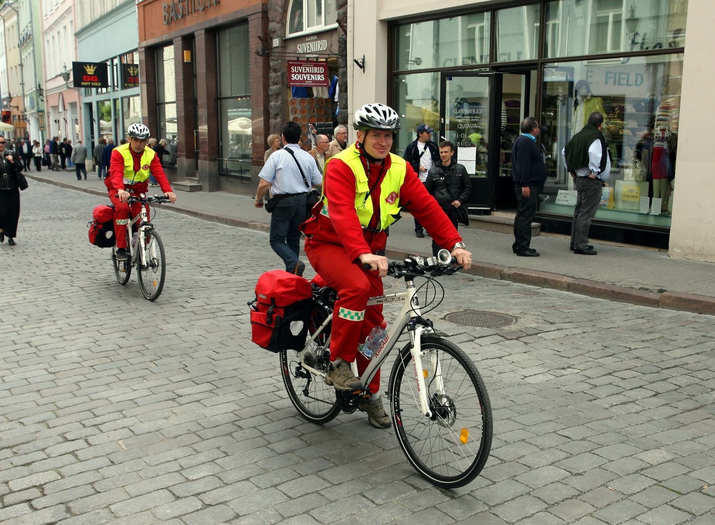 Jalgrattapatrull Tallinna vanalinnas.