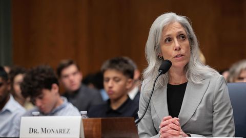 Tüli vaktsiiniskeptikust ministriga maksis USA terviseameti juhile koha