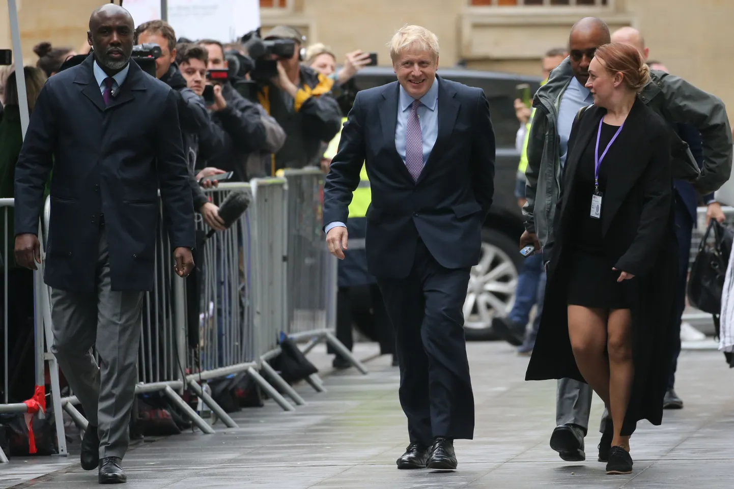 Konservatiivist parlamendisaadik Boris Johnson teisipäeval oma erakonna juhi ja seekaudu ka peaministri koha poole tammumas.