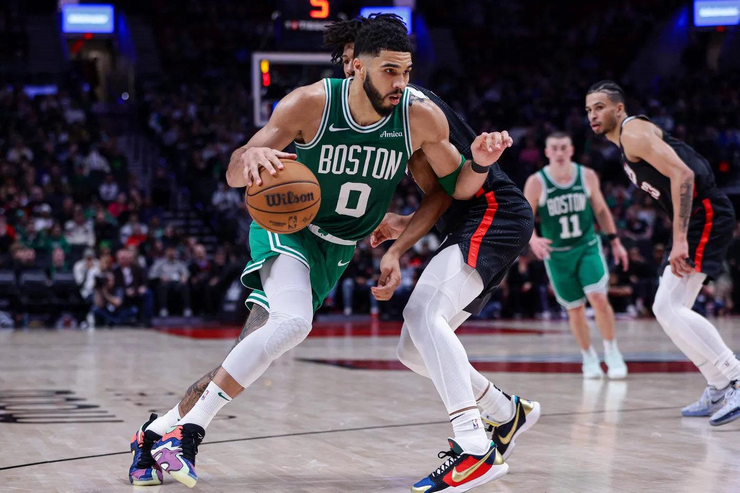 NBA zvaigzne Džeisons Teitams