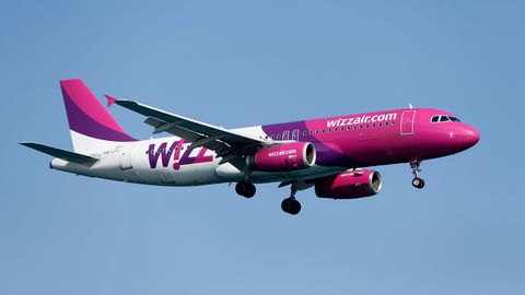 Hävituslennukid saatsid Wizz Airi lennukit kuna laps pani WiFi nimeks terrorist