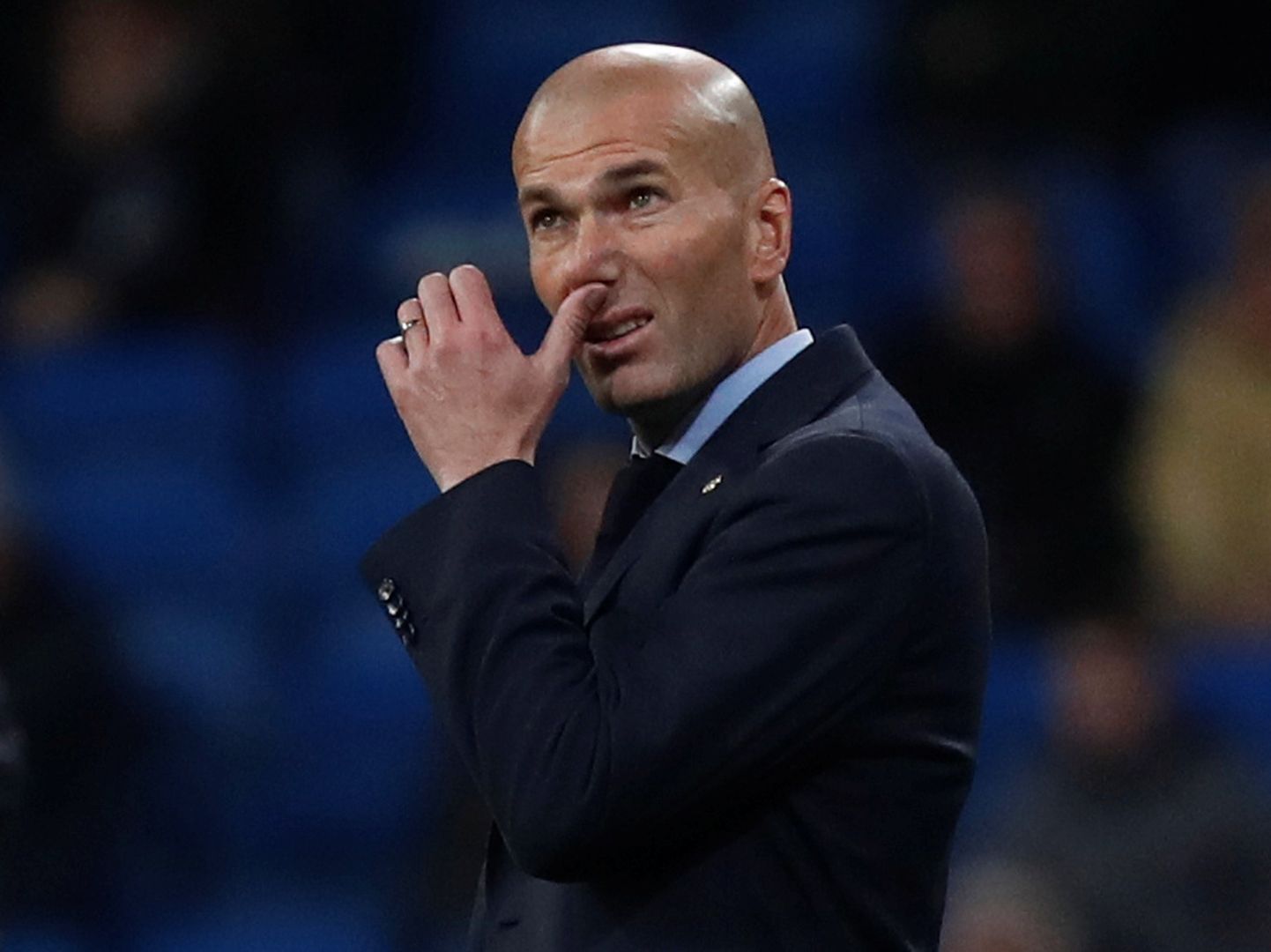 Zinedine Zidane'il on kõvasti mõtlemisainet.