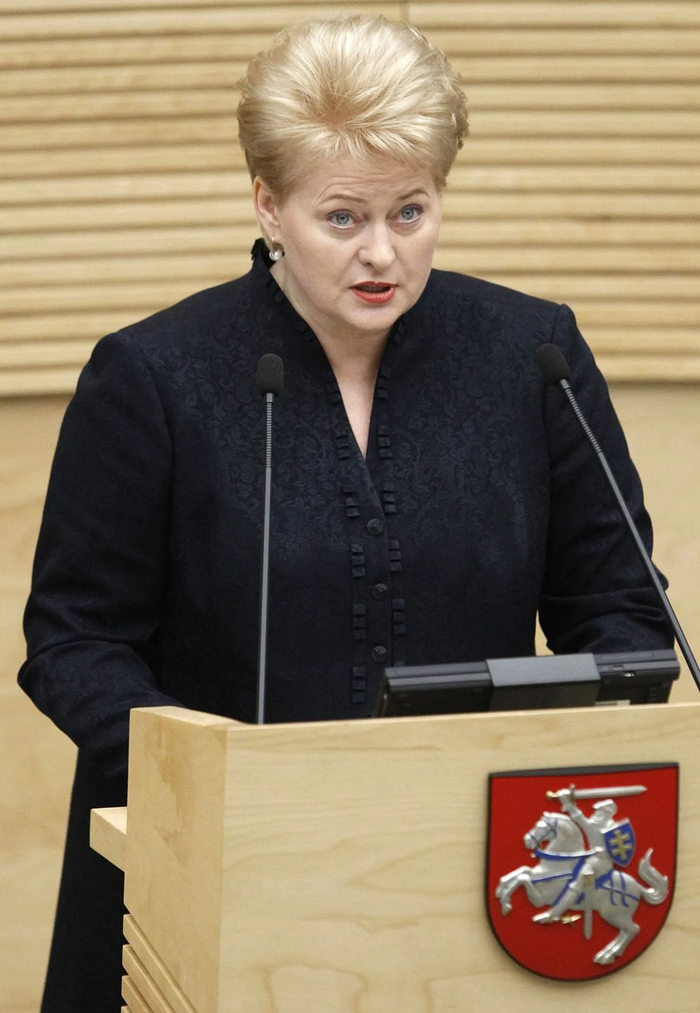 Dalia Grybauskaitė sekkub valitsuse moodustamisse.