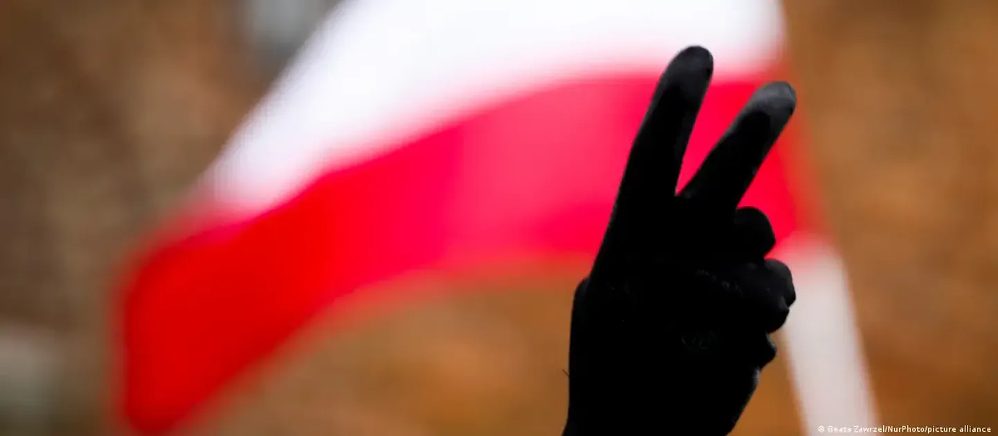 На выборах 15 октября правящая партия Польши будет бороться за голоса избирателей