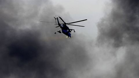 В Донбассе разбился украинский военный вертолет: пять человек погибли