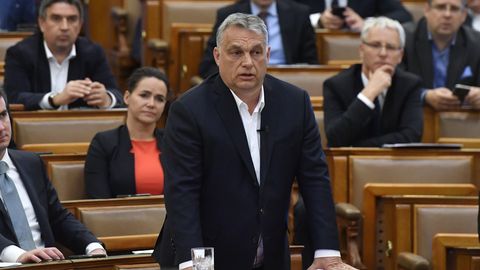 KOHALIK VAADE. Orbán sai määramata ajaks kontrollimatu võimu