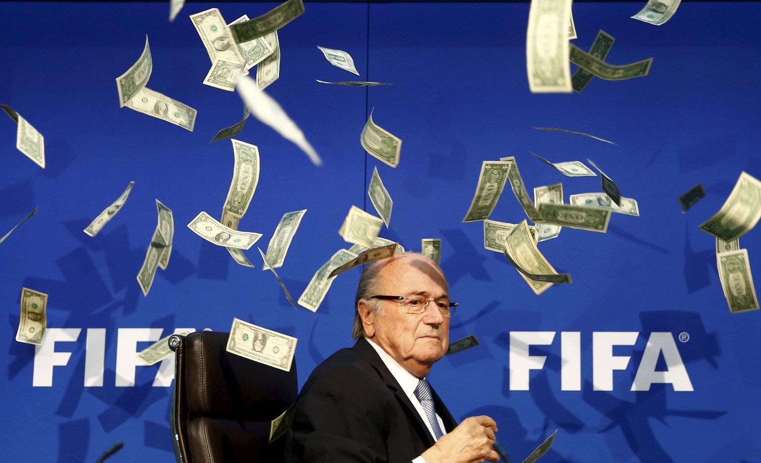 Sepp Blatter on seni kõik temale suunatud süüdistused tagasi lükanud.