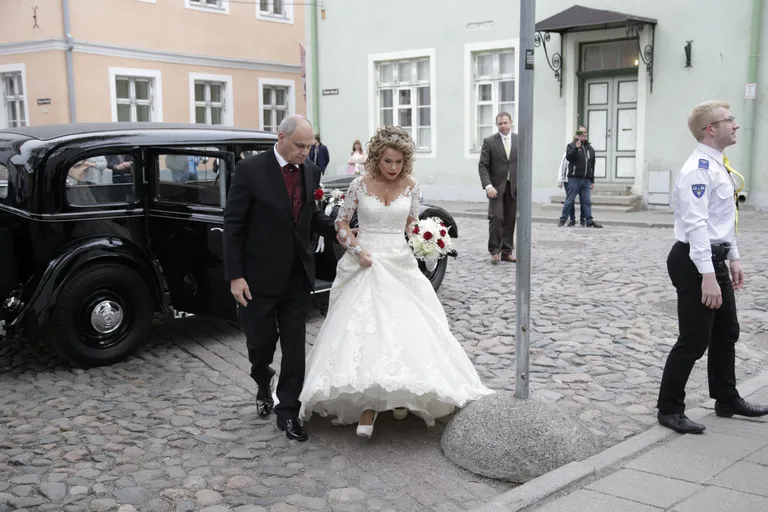 Jaan Toots ja Eve Kirs abielluvad