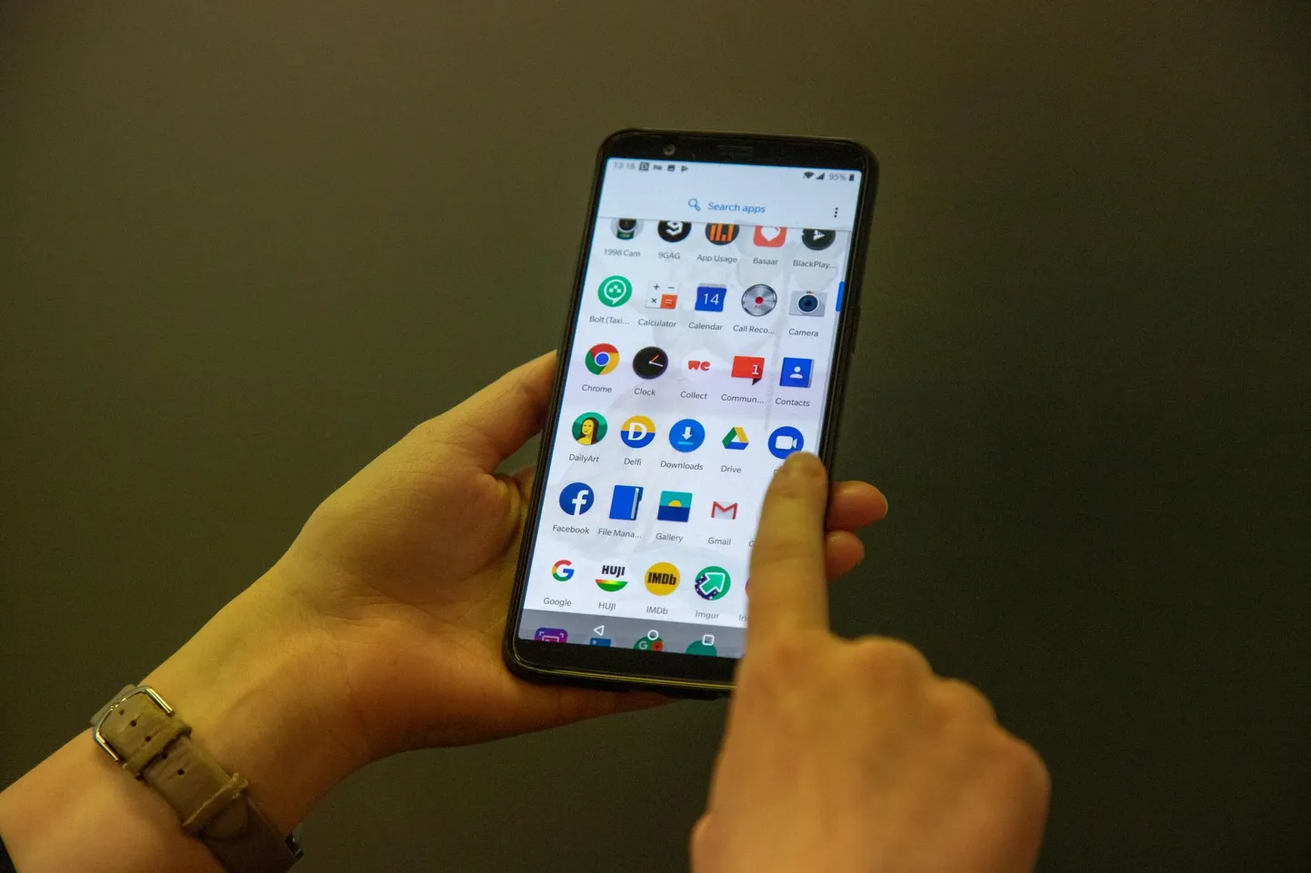 Kiusamine telefonis ja internetis on muutunud väga tavaliseks.