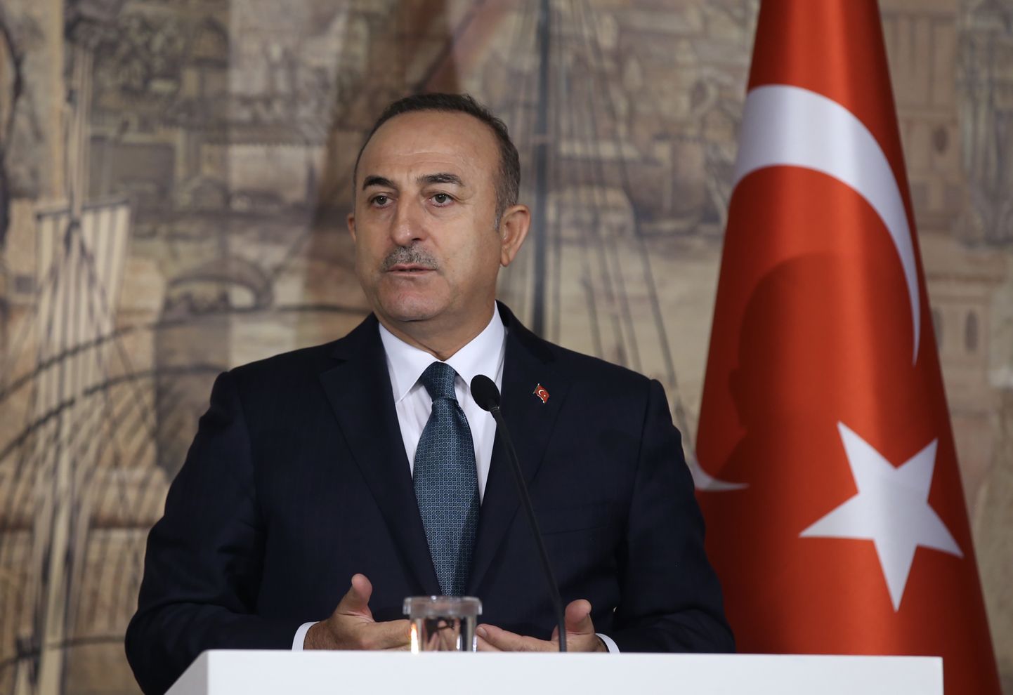 Turcijas ārlietu ministrs Mevluts Čavušoglu
