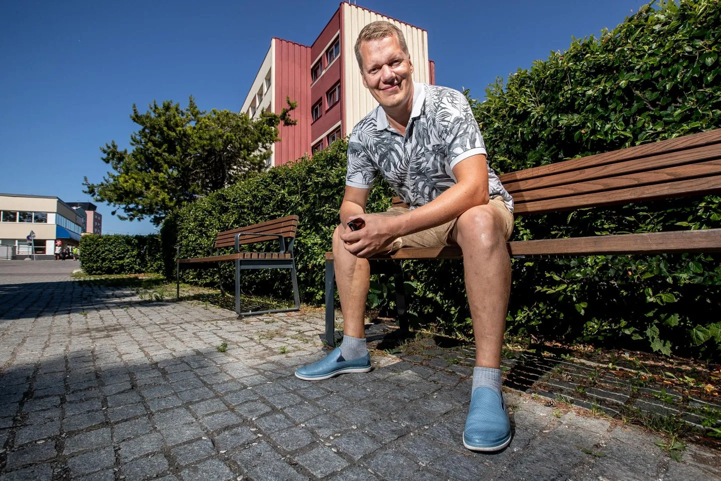 Eesti kinnisvarainvestor Markus Haiba temale kuuluva Jaama 1a hoone ees Tallinnas.