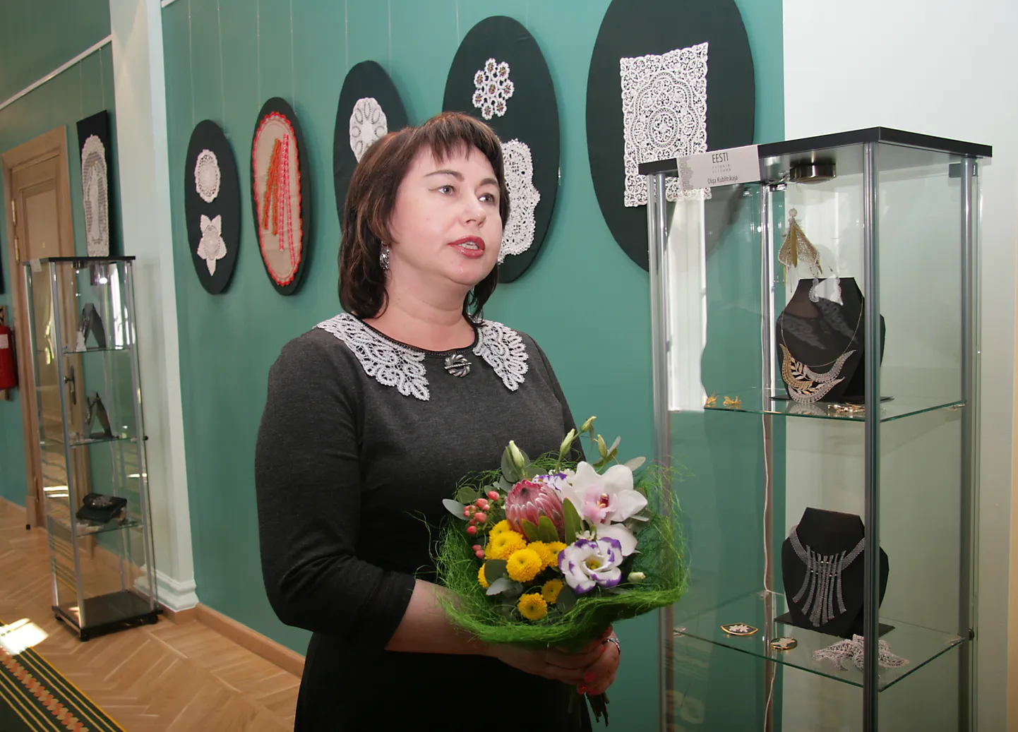 Narva pitsivõlur Olga Kublitskaja pälvib Valgetähe V klassi teenetemärgi.
