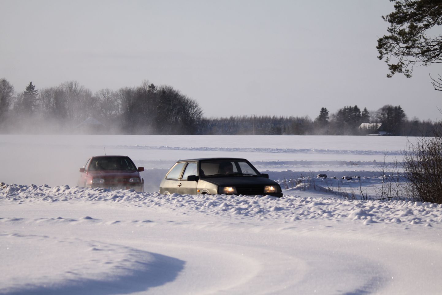 Eesti põhjaosas on piirkonniti jäite tõttu libedamaid teelõike.