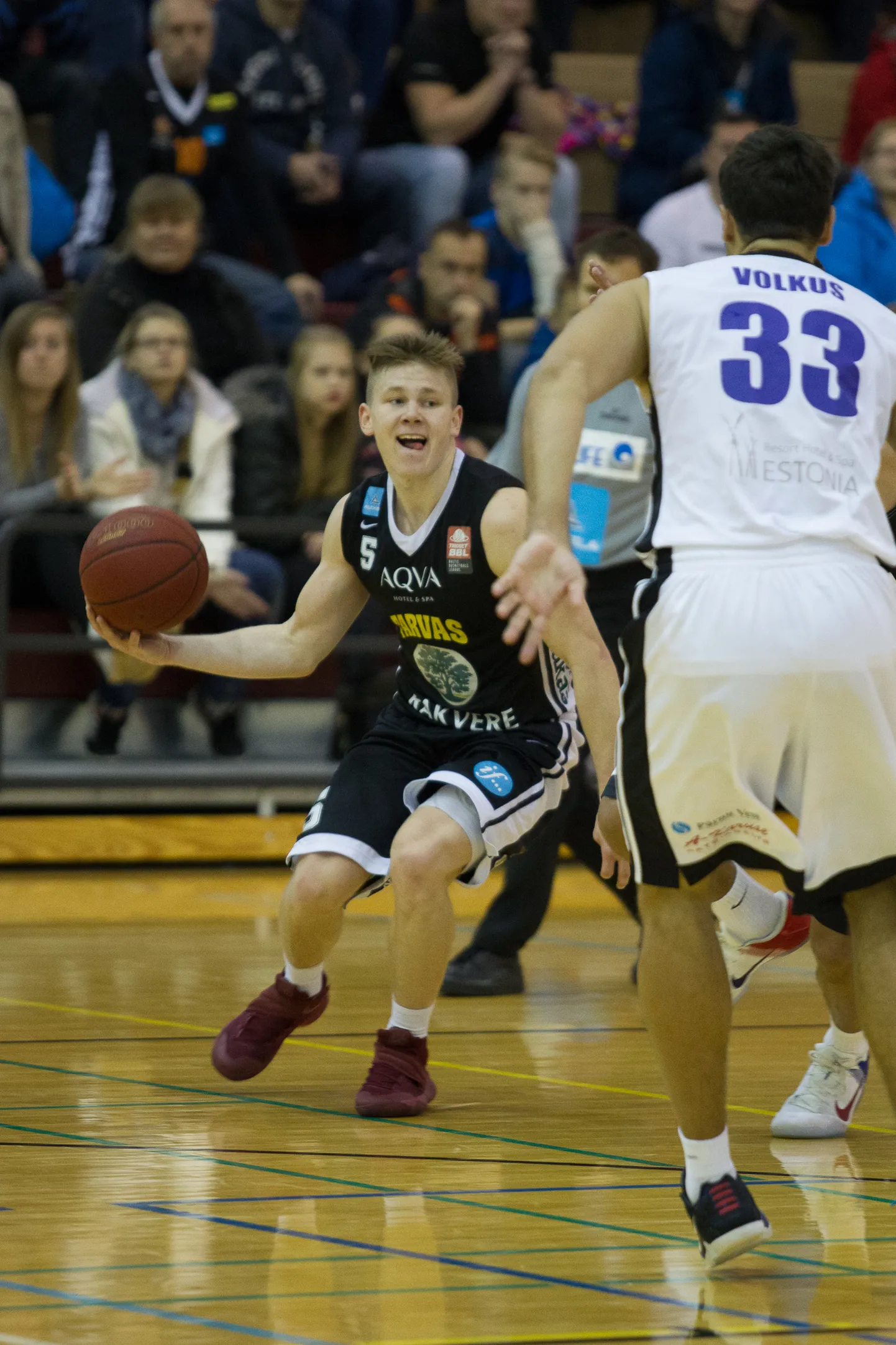 Siim-Markus Post mängis 2016. aastal Jõhvi spordihallis Eesti karikamängus Rakvere Tarva eest Pärnu Sadama vastu, kuhu ta kuulus viimasel kolmel hooajal.