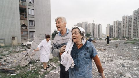 INIMJAHITURISM ⟩ Jõukad välismaalased käisid Sarajevo piiramise ajal raha eest tsiviilelanikke tulistamas