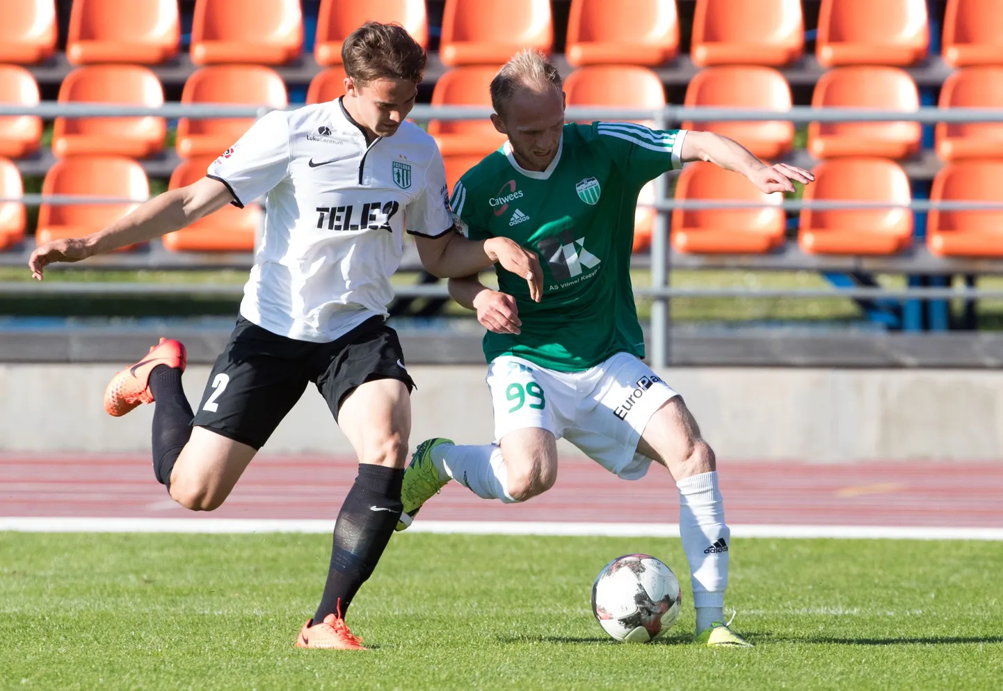 Jevgeni Kobzar (paremal)