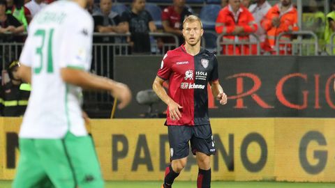 Cagliari kaotas Milano Interile, Klavan sai vigastada