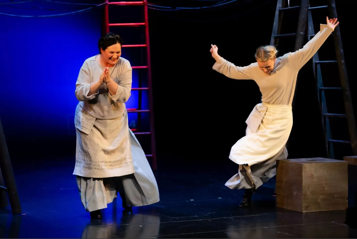30. märtsi õhtul saab Iisaku rahvamajas näha Kuressaare teatri etendust "Tõll".