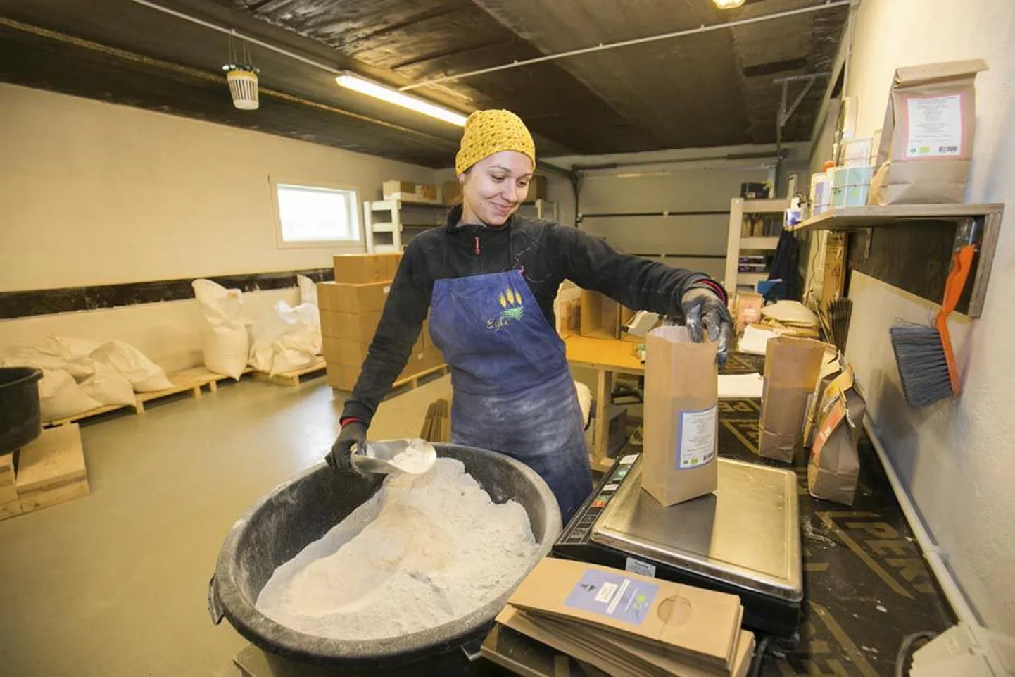Abikaasa alluvuses töötav Egle Rõõmusaar on rahul nii töö kui ka ülemusega. Palk võiks suurem olla, aga selle nimel tööd tehaksegi.