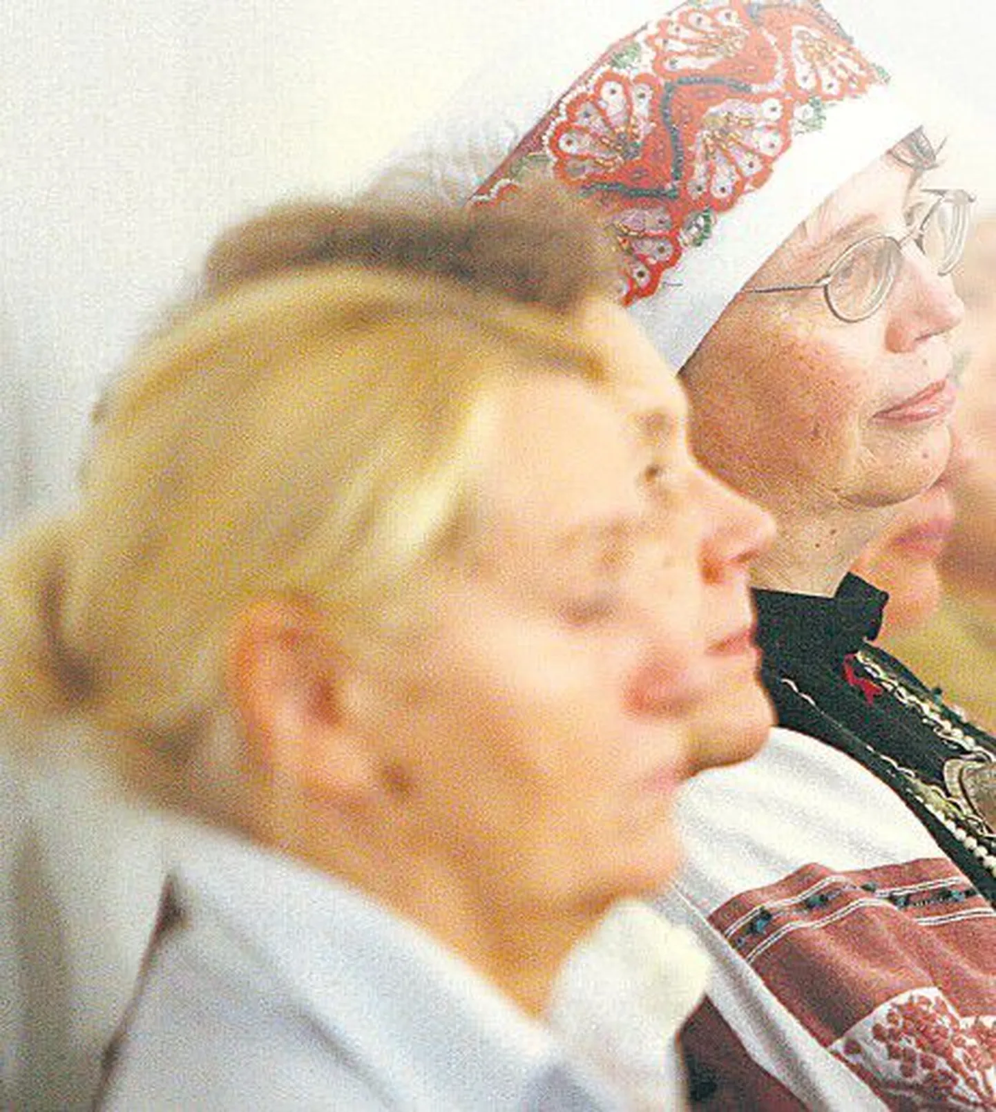 Kolmapäeval kogunes Tartu Ülikooli aulasse umbes 250 teises nooruses õppurit, kes loodavad ülikoolis oma teadmisi ja silmaringi laiendada. Väärikate ülikoolis on loengud kaks korda kuus.