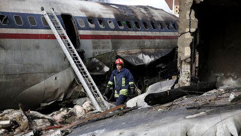 В авиакатастрофе в Иране выжил один человек